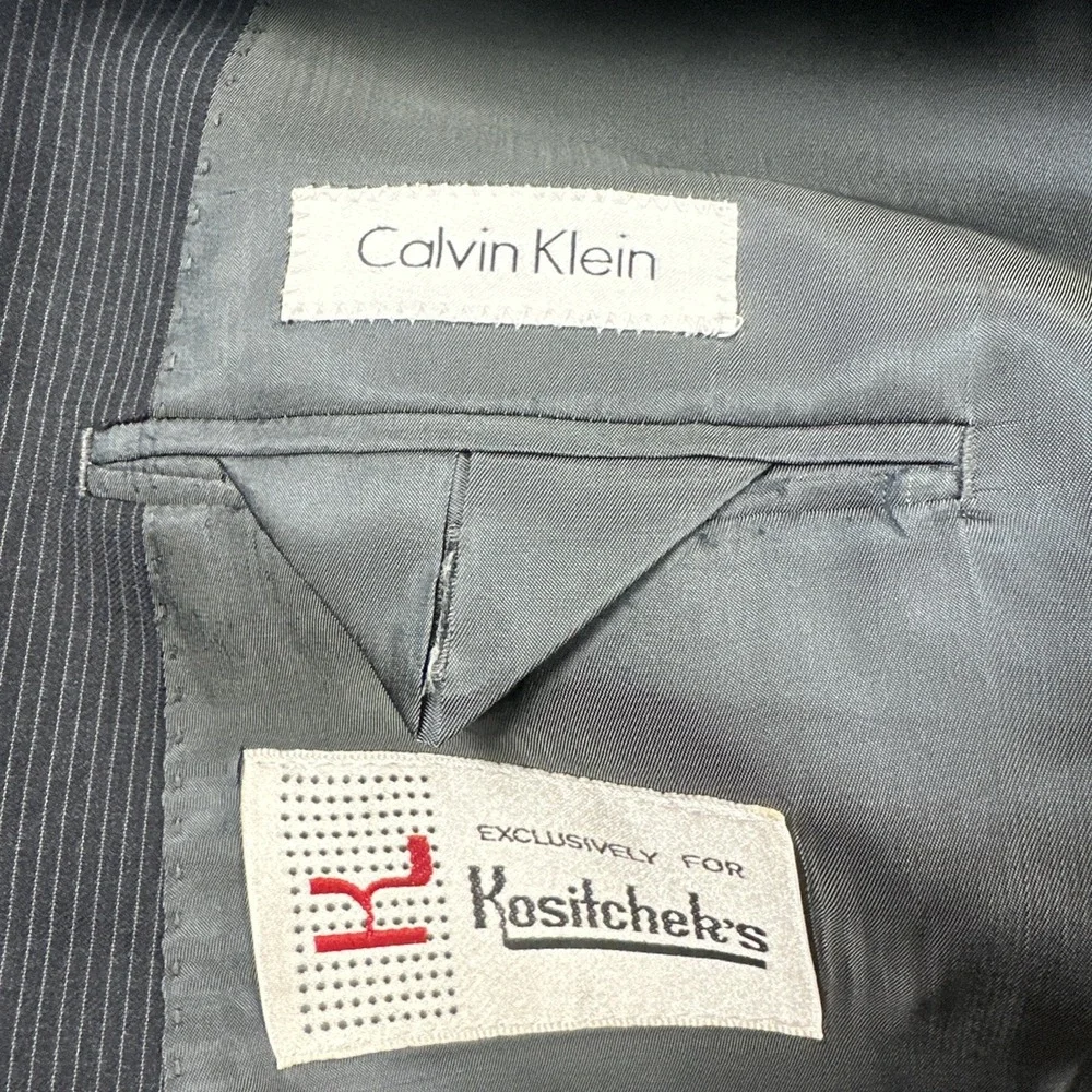 Calvin Klein Wool Pinstripe Suit 43R 36R Pants Black Double Vented Jacket Blazer
